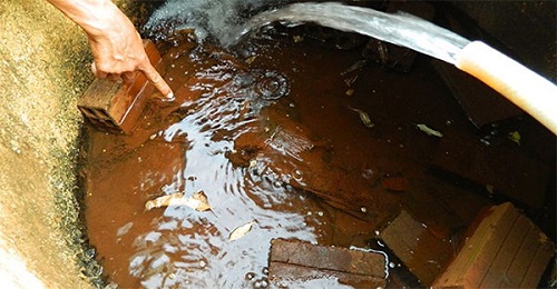 Nguyên nhân gây ô nhiễm nước giếng khoan là gì?