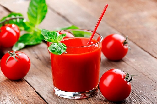 Nước ép cà chua giúp giải rượu hiệu quả