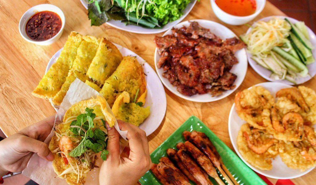 Bánh xèo- Nem lụi mang đến hương vị thơm ngon khó cưỡng